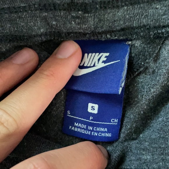 Nike Lounge Shorts - Picture 3 of 3